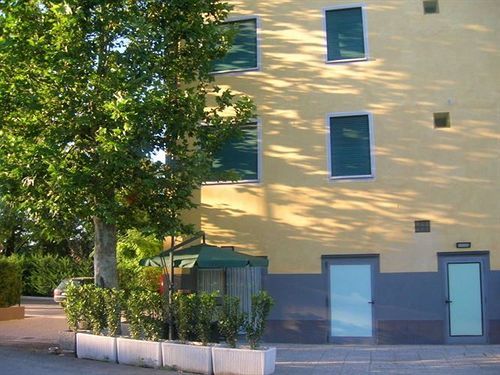Hotel Fontana Rubiera Eksteriør bilde
