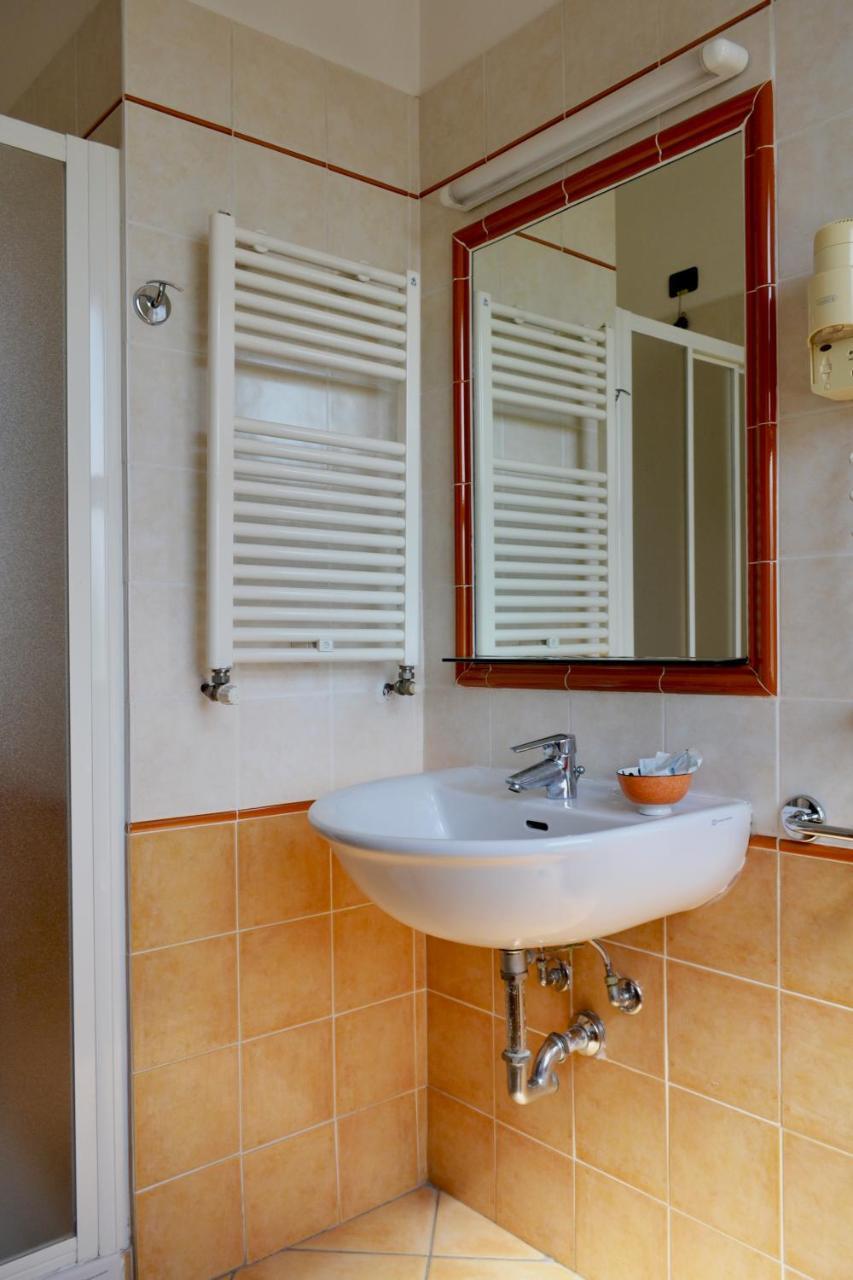 Hotel Fontana Rubiera Eksteriør bilde